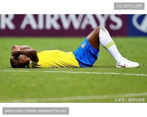 巴西后腰体系稳固,防守端表现极其可靠 巴西后腰体系稳固,防守端表现极其可靠